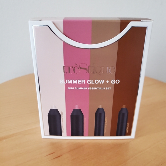 Trestique A Matte For Every Mood Mini Lip Crayon Set  Trestique a matte for every mood mini matte lip crayon set